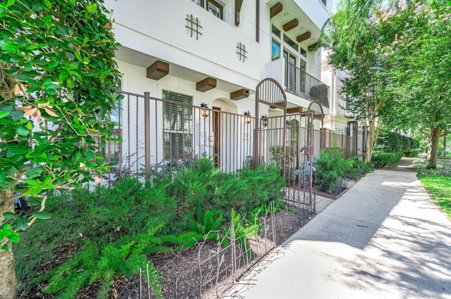 4235 Feagan Street, Houston, TX 77007