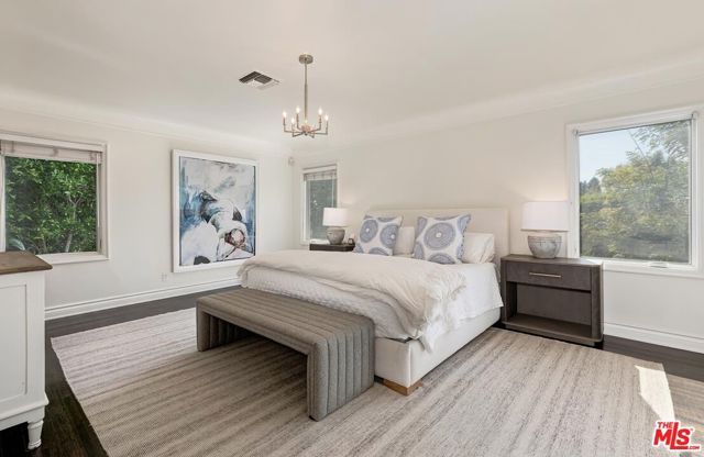 1154 N Wetherly Drive, Los Angeles, CA 90069