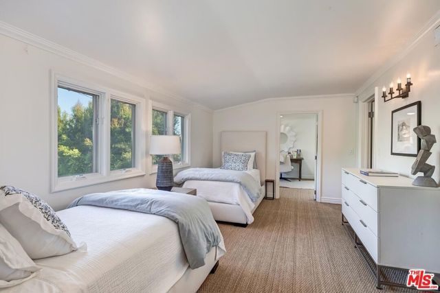 1154 N Wetherly Drive, Los Angeles, CA 90069