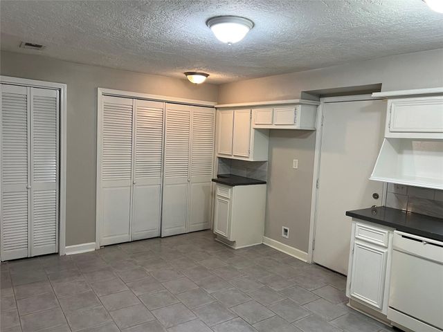 9505 Everglade Drive, Houston, TX 77078