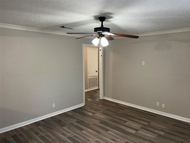 9505 Everglade Drive, Houston, TX 77078