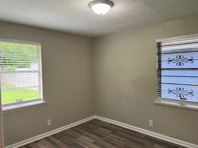 9505 Everglade Drive, Houston, TX 77078