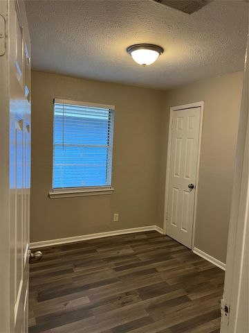 9505 Everglade Drive, Houston, TX 77078