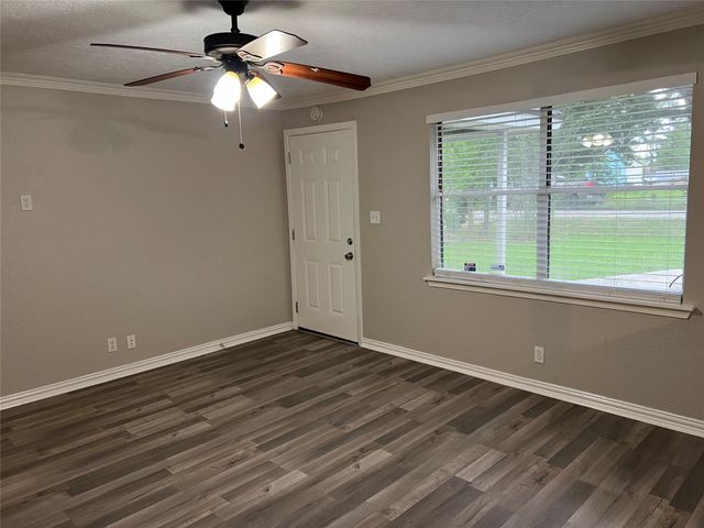 9505 Everglade Drive, Houston, TX 77078