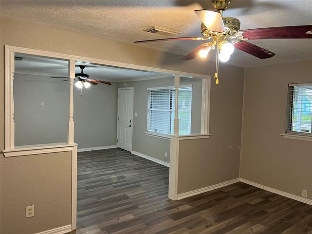 9505 Everglade Drive, Houston, TX 77078