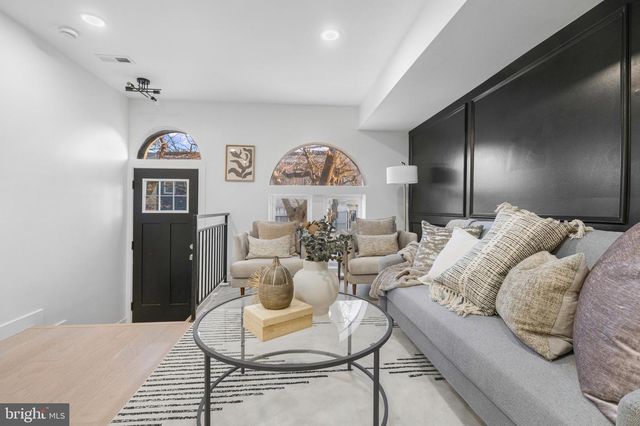 1802 E LAFAYETTE AVE, Baltimore, MD 21213