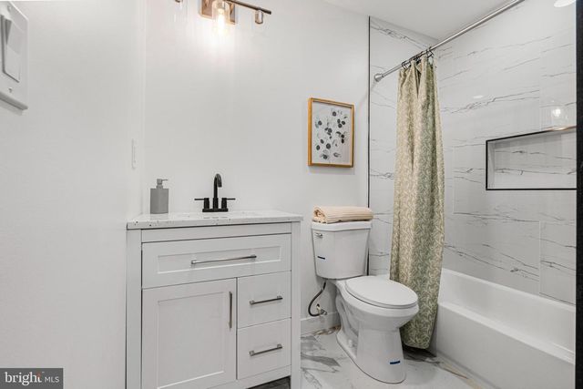 1802 E LAFAYETTE AVE, Baltimore, MD 21213