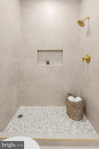 1802 E LAFAYETTE AVE, Baltimore, MD 21213