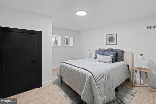 1802 E LAFAYETTE AVE, Baltimore, MD 21213