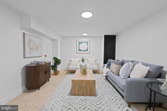 1802 E LAFAYETTE AVE, Baltimore, MD 21213