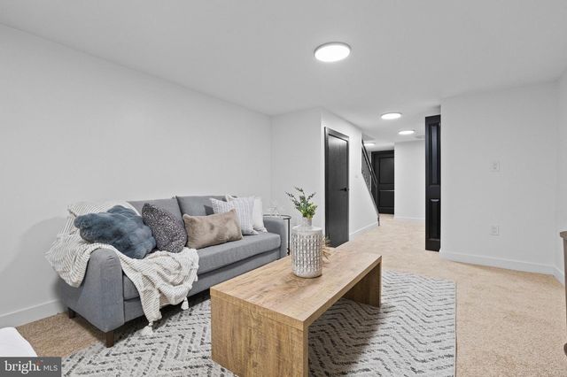 1802 E LAFAYETTE AVE, Baltimore, MD 21213