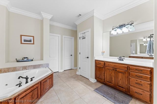 453 Sonoma Circle, Fayetteville, AR 72703