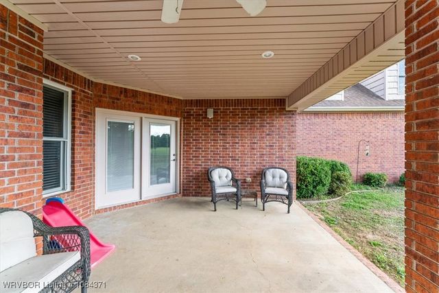 453 Sonoma Circle, Fayetteville, AR 72703