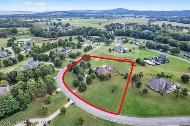 453 Sonoma Circle, Fayetteville, AR 72703