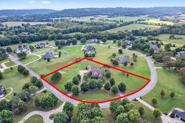 453 Sonoma Circle, Fayetteville, AR 72703