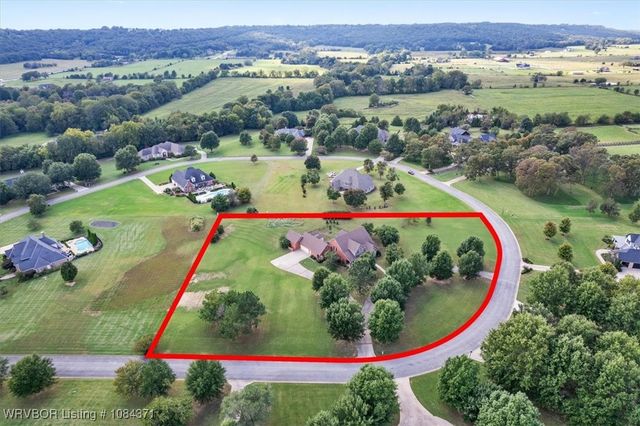 453 Sonoma Circle, Fayetteville, AR 72703