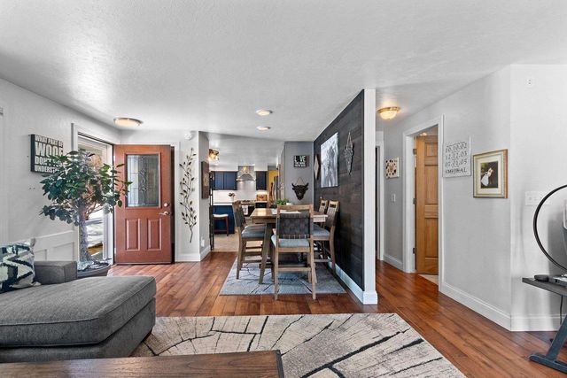 2709 SUMMERSET CIRCLE, Suamico, WI 54173