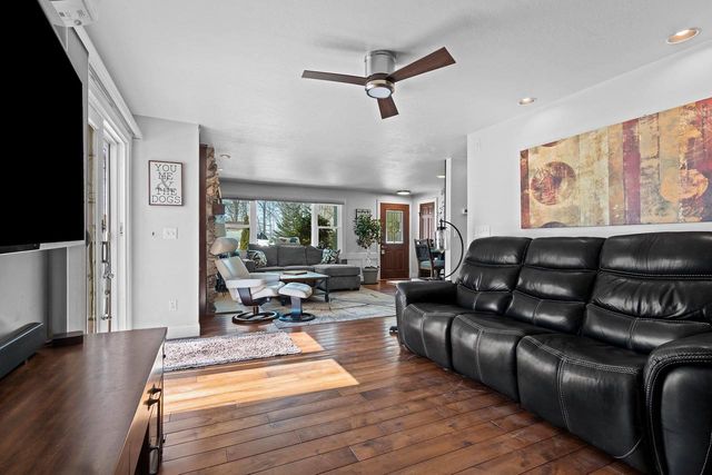 2709 SUMMERSET CIRCLE, Suamico, WI 54173