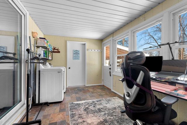 2709 SUMMERSET CIRCLE, Suamico, WI 54173