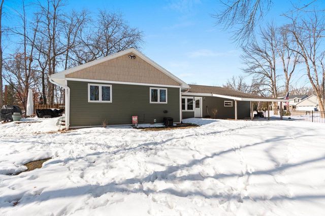 2709 SUMMERSET CIRCLE, Suamico, WI 54173