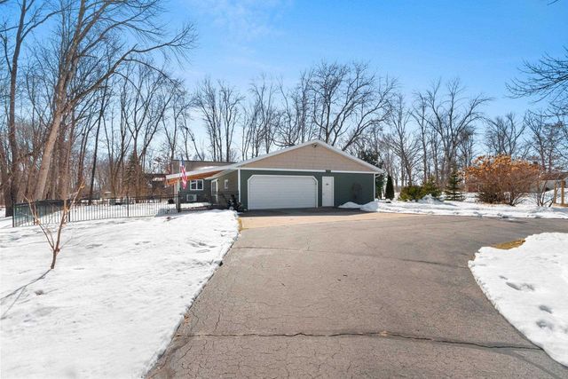 2709 SUMMERSET CIRCLE, Suamico, WI 54173