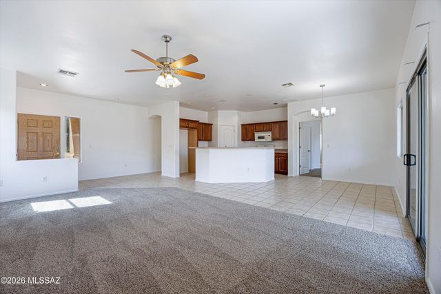 6272 W Mesa Garden Drive, Tucson, AZ 85757