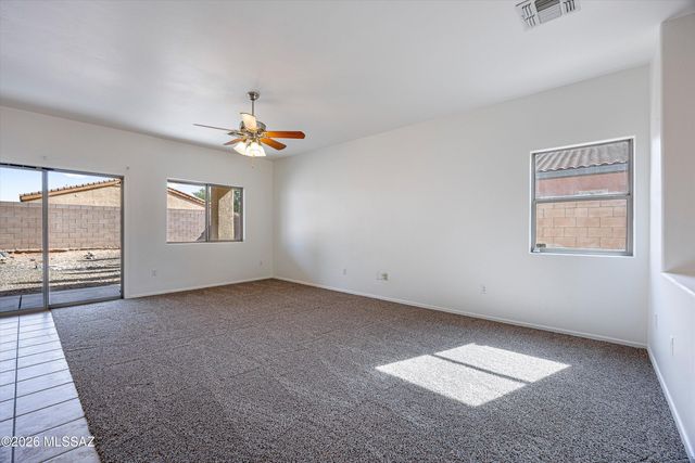 6272 W Mesa Garden Drive, Tucson, AZ 85757