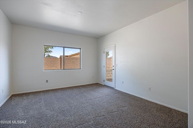 6272 W Mesa Garden Drive, Tucson, AZ 85757