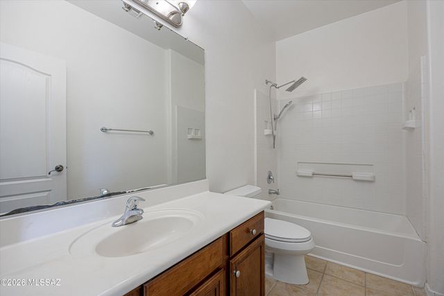 6272 W Mesa Garden Drive, Tucson, AZ 85757