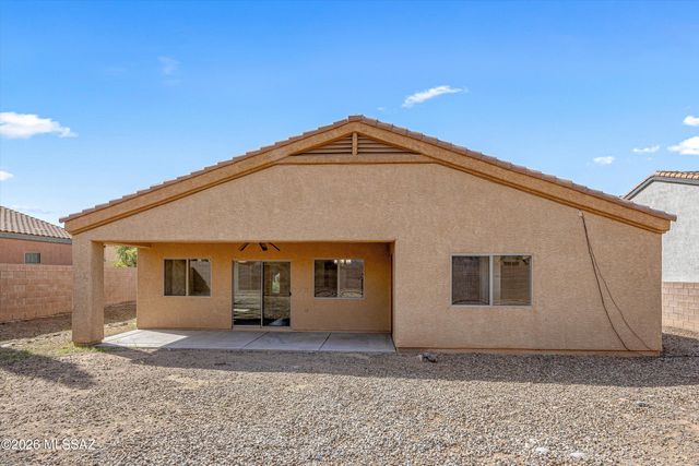 6272 W Mesa Garden Drive, Tucson, AZ 85757