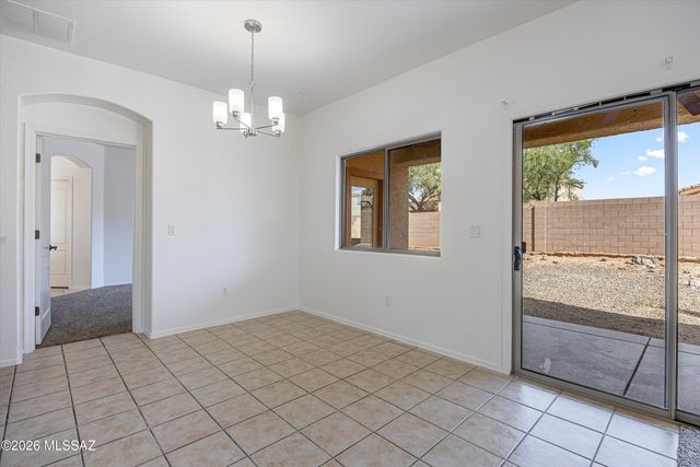 6272 W Mesa Garden Drive, Tucson, AZ 85757