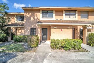 3815 Carambola Cir 28108, Pompano Beach, FL 33066