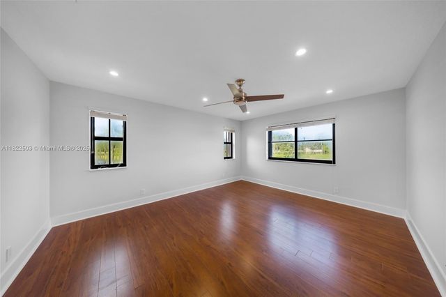 1538 Tamarind Ct 0, Weston, FL 33327