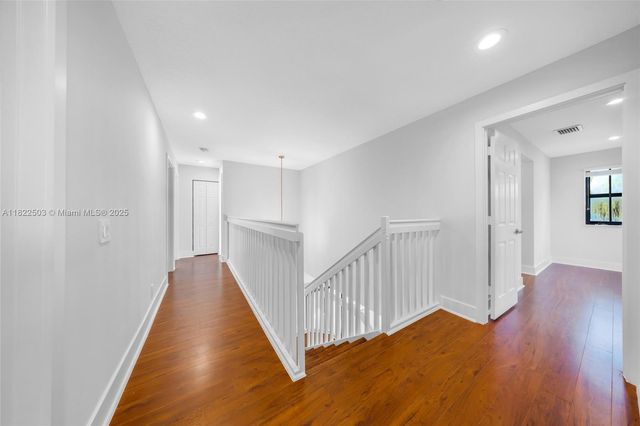 1538 Tamarind Ct 0, Weston, FL 33327