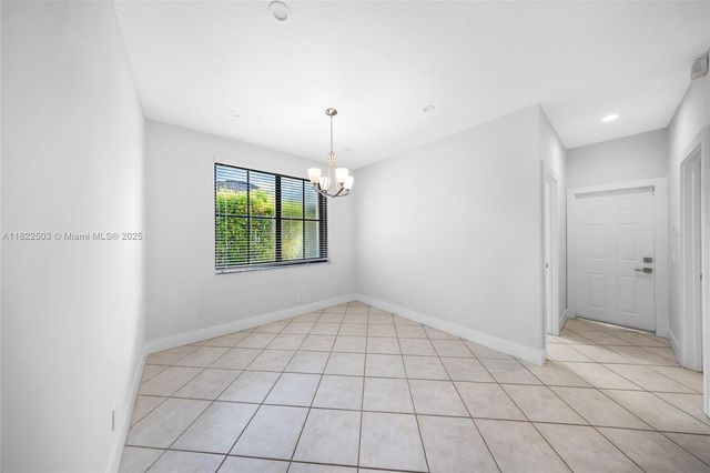 1538 Tamarind Ct 0, Weston, FL 33327