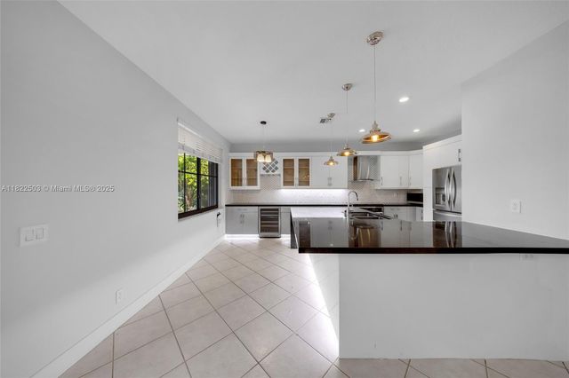 1538 Tamarind Ct 0, Weston, FL 33327