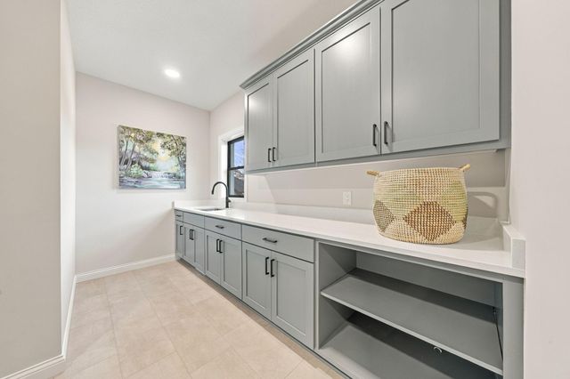 18742 Jarosite Court, Lakeville, MN 55044