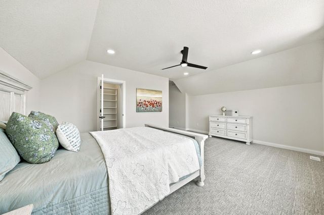 18742 Jarosite Court, Lakeville, MN 55044