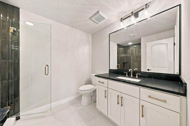18742 Jarosite Court, Lakeville, MN 55044