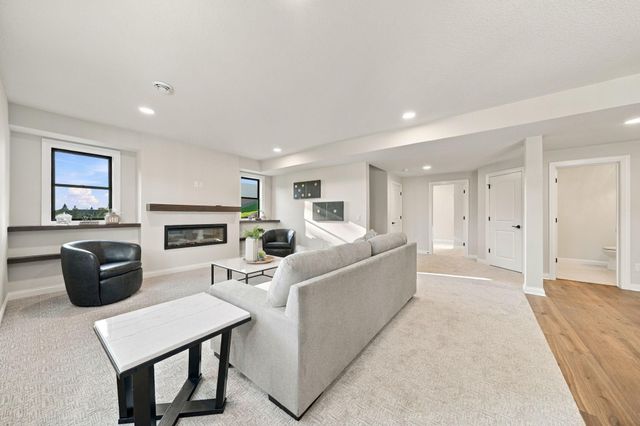 18742 Jarosite Court, Lakeville, MN 55044