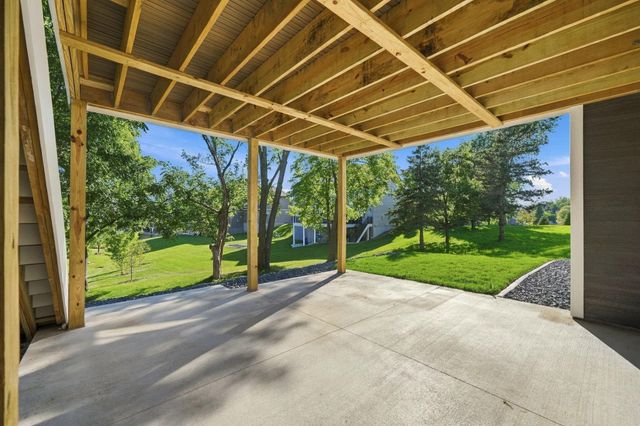 18742 Jarosite Court, Lakeville, MN 55044