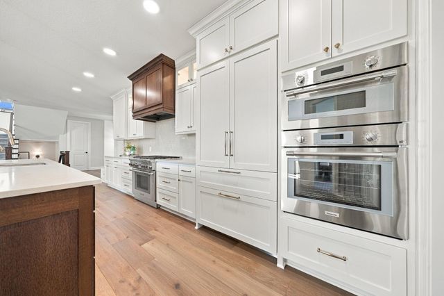 18742 Jarosite Court, Lakeville, MN 55044