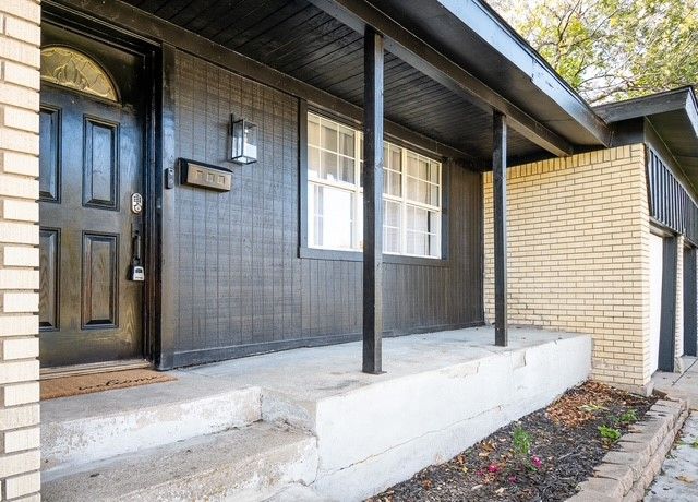 5920 Tourist Drive, North Richland Hills, TX 76117