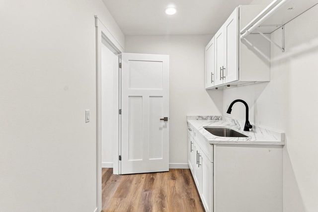5616 Divine Street, Madison, WI 53718