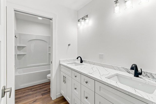 5616 Divine Street, Madison, WI 53718