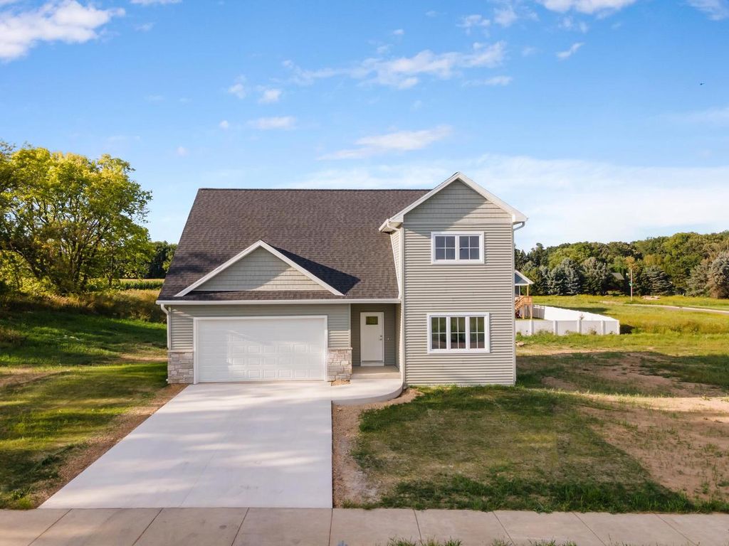5616 Divine Street, Madison, WI 53718