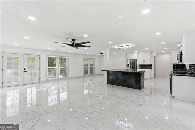 2281 FOX HOUND Parkway, Marietta, GA 30062