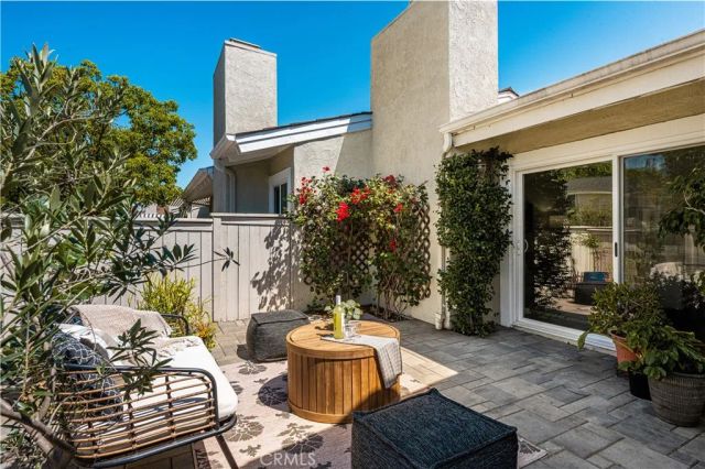 32 Acorn 15, Irvine, CA 92604