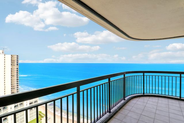 5380 N Ocean Drive 22j, Singer Island, FL 33404