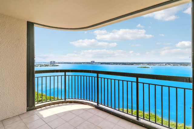 5380 N Ocean Drive 22j, Singer Island, FL 33404